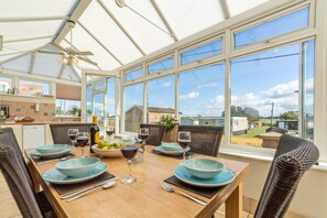 Ground floor: Dining area