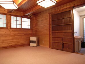 Shakunage Building 1