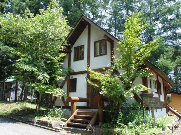 Shakunage Building 11