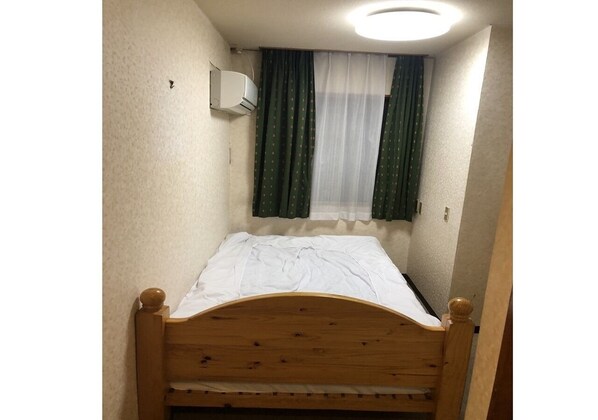 Single Room 【Smoking】