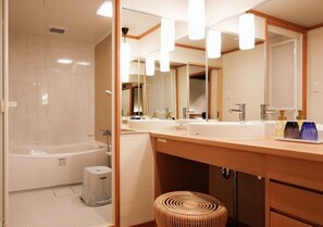 Large-scale Japanese-style and Western-style room Vanity