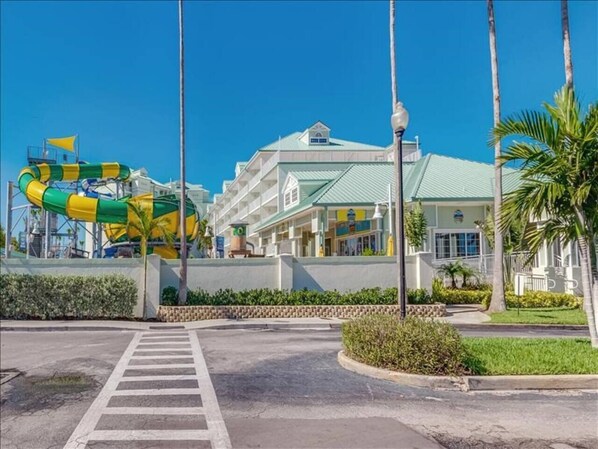 Entance to ONSITE water park - 4 DAILY passes come with every reservation and up to 6 additional passes can be purchased at a discount.
