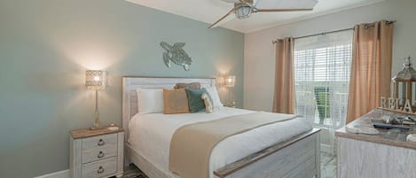 Master suite - overlooks the Intracoastal