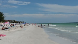 Indian Rocks beach is a 3 to 5 minute walk!