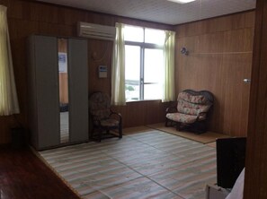 Room for 1-2 people