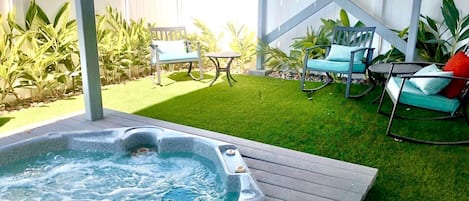 An amazing hot tub to relax in after a long day at the beach!