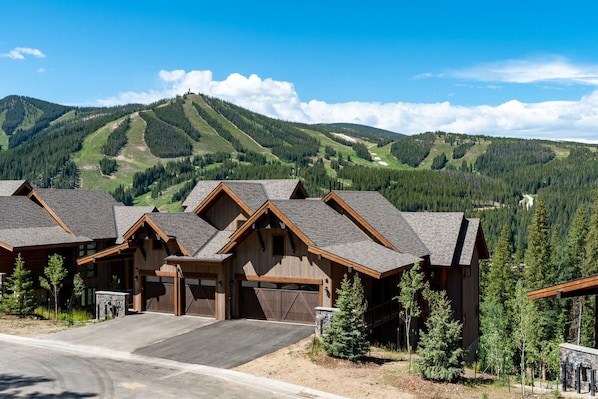 Welcome to Lakota Summit - A luxe home with sweeping vistas of Winter Park Resort