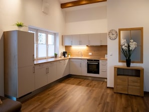 Ferienwohnung Magnolie bis 4 Personen, Balkon, 104 qm-Küche