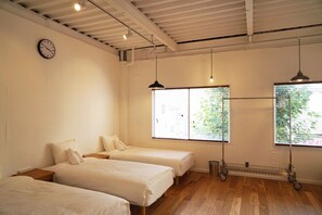 Bedroom 1 (Max 8people)
