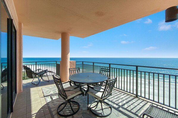 Welcome to Seachase 901W!