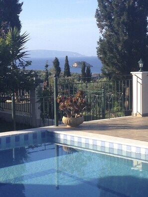 View from the pool to Zakinthos and Dias