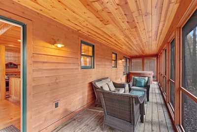Kingfisher Cove Saugatuck Vacation Rentals Cabin Rentals More Vrbo