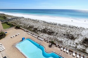 Balcony View - Gorgeous blue waters from both the Gulf and the pool