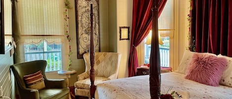 Vintage Rose Suite is romantically cozy!