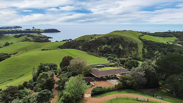 Kaingamarie Aerial view of main house and guest cottage