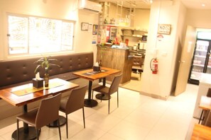 Dineren