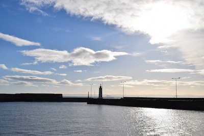 Beautiful and spacious ground floor apartment with view of harbour in Anstruther