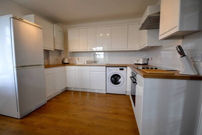 Beautiful and spacious ground floor apartment with view of harbour in Anstruther
