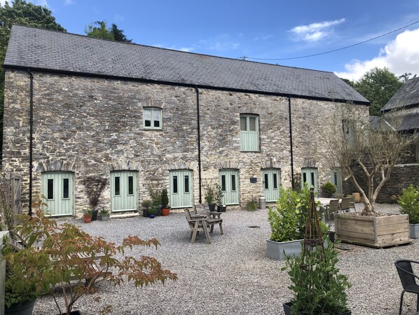 Sunny Courtyard 