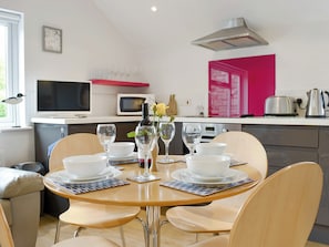 Charming dining area | Purbeck Apartment, Chideock
