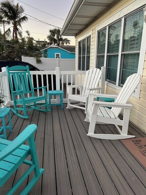 Front deck