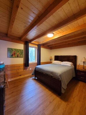 1 Queen size bed with dresser