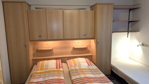 Gemütliches Apartement (32qm) mit Terrasse und kostenfreiem WLAN-Schlafzimmer