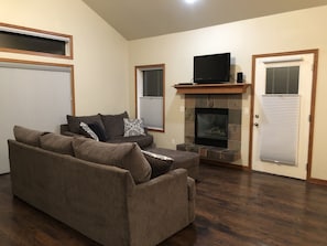 Living Room with gas fireplace