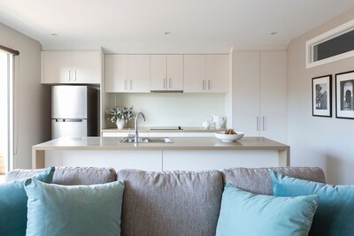 A slice of ocean luxe in the heart of Barwon Heads.