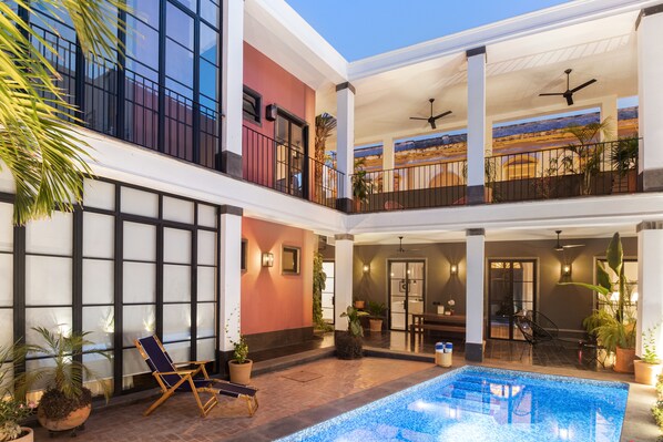 Pool