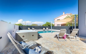pool