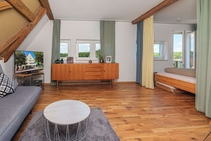 Apartment 1 in the vacation home "Zum historischen Spital" - Living room