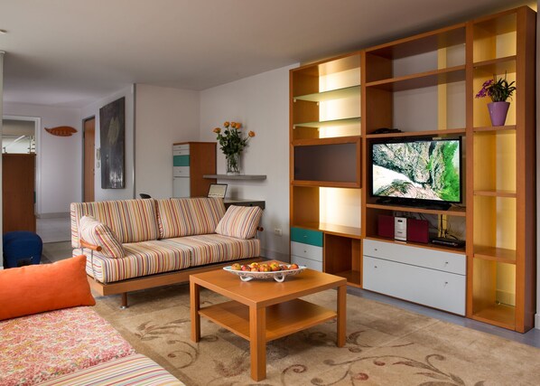 Living room with LCD TV - cable channels