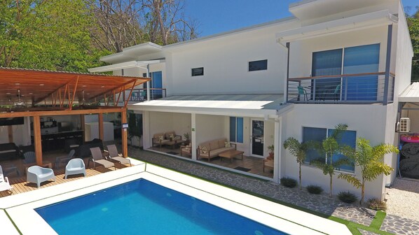 Villa 1 and 2 both have 3 bedrooms and 2 bathrooms. 2 stories, sleep 10 in each.