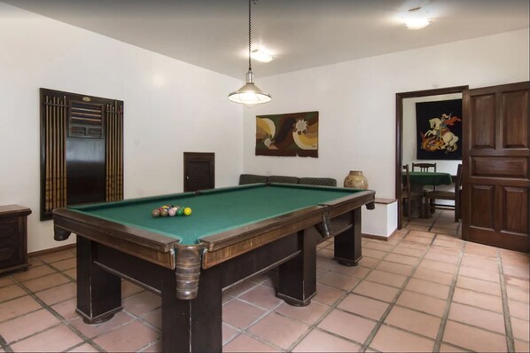 Game room