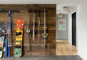 ski and snowboard storage