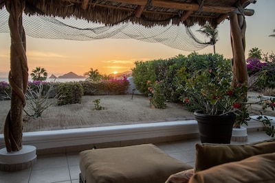 Cabo Dream con vistas panorámicas del arco con conserje y playa