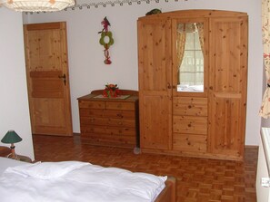 Ferienwohnung Katze-Schlafzimmer