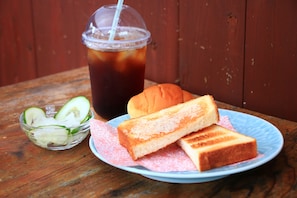 Breakfast meal