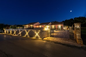 Oleander Apartment Agios Stefanos