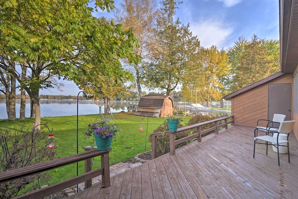 This vacation rental welcomes up to 6 guests to enjoy life on Lake George!