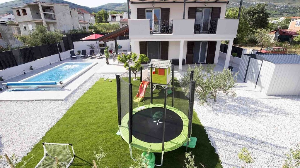 Picture of villa