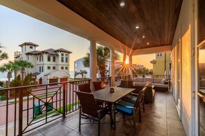 2nd Floor - Balcony with beach views