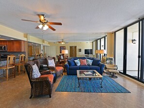 Spacious Living Room with Gulf and Harbor Views and Queen Sofabed