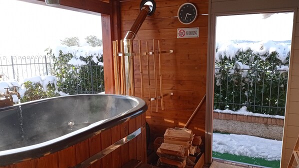 Bain à remous intérieur