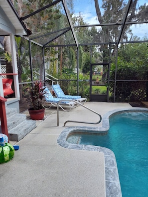 Screened in Pool with Tiki bar