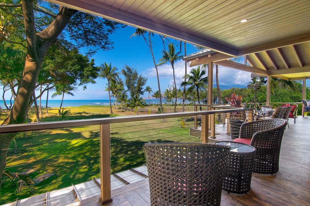 This terrace with ocean views is a wonderful place to stay in South Maui