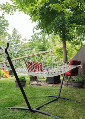 Take A Nap In The Shade With A Blissful Breeze "ZZZ" (Available March-September)