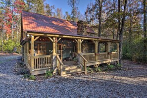 Covered Porch | Entry