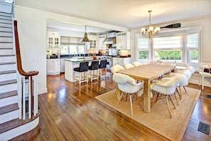 Home Features Open Kitchen &amp; Dining Area For Easy Entertaining